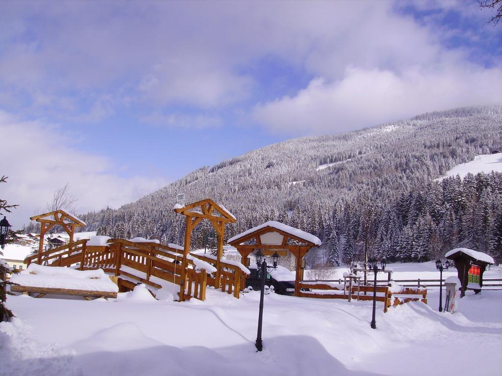 Familiengaestehaus Ingrid Sankt Martin am Tennengebirge Esterno foto