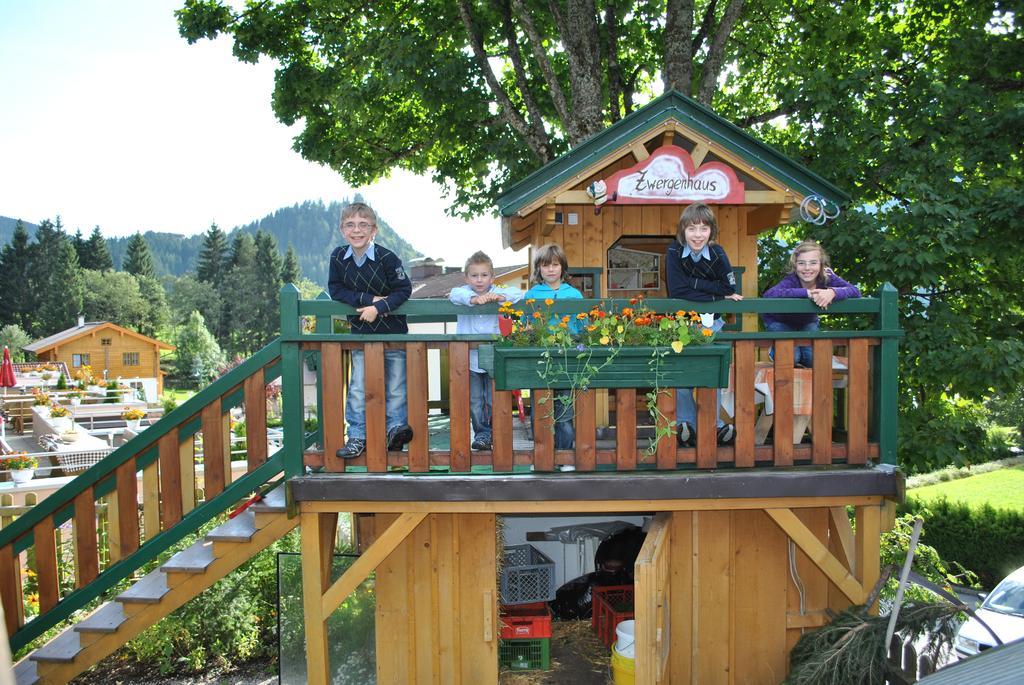 Familiengaestehaus Ingrid Sankt Martin am Tennengebirge Esterno foto