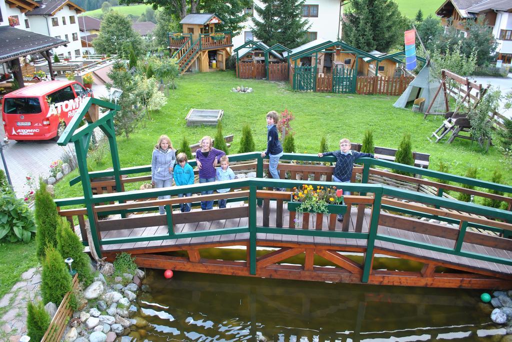 Familiengaestehaus Ingrid Sankt Martin am Tennengebirge Esterno foto